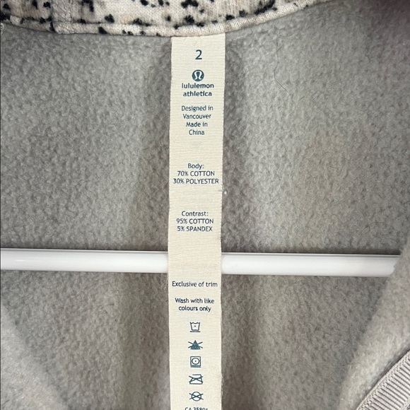 Lululemon Scuba Hoodie II - Picture 4 of 11